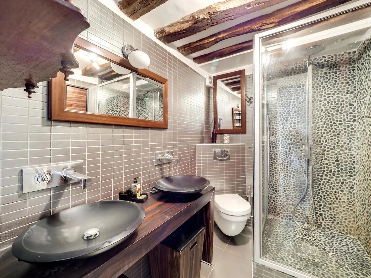 Confortable Appartement Pour 4 Pers A Paris By Weekome 0*,  Francia